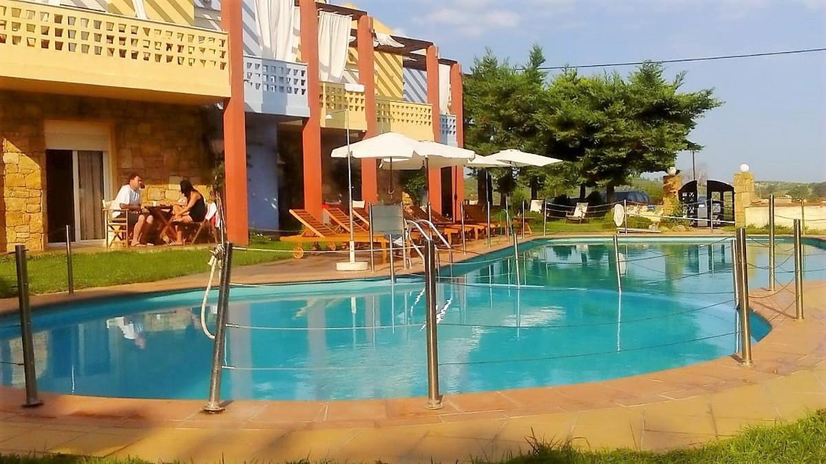 Ydna Family Hotel Apartments Posidi Exterior foto